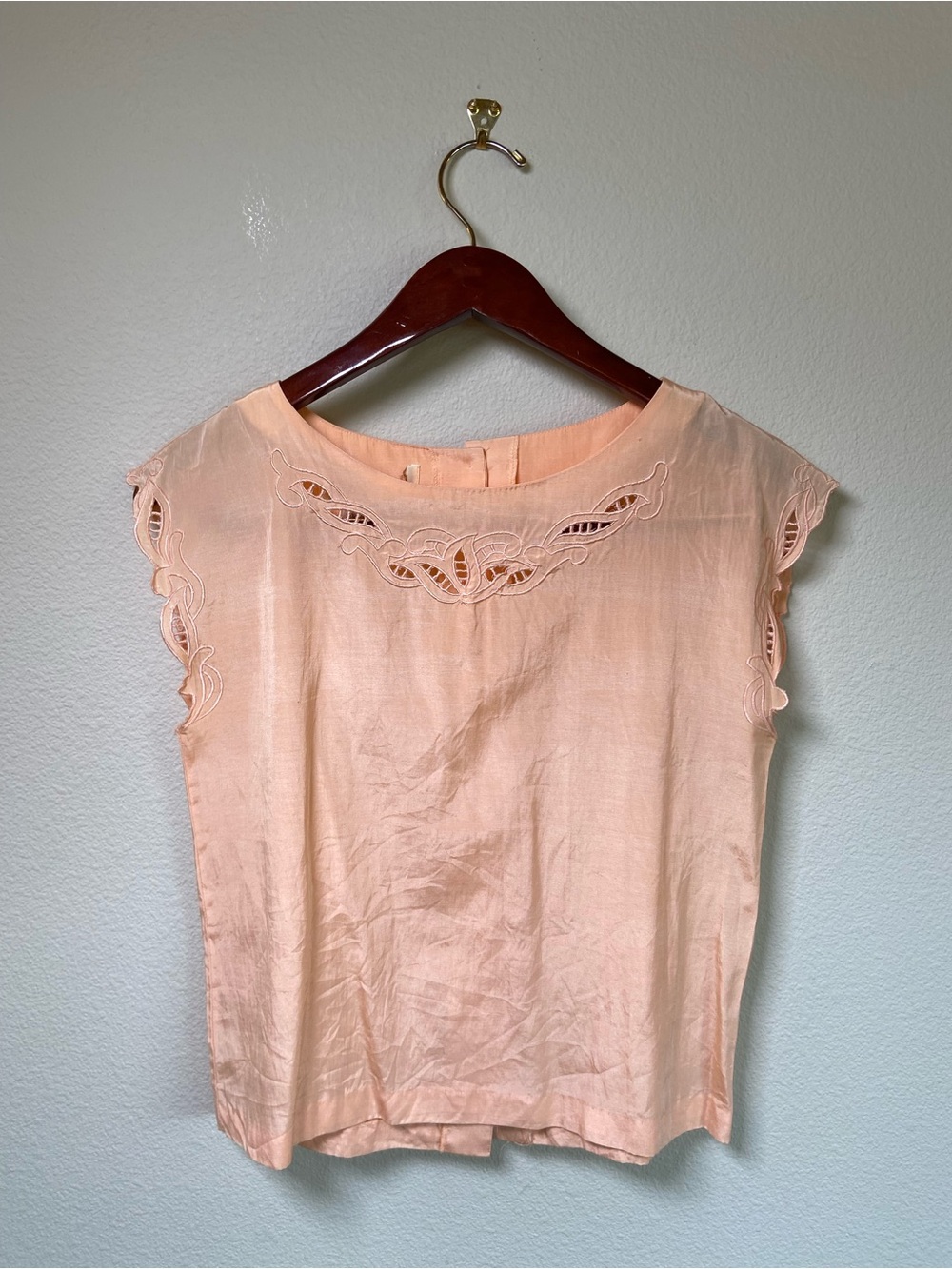 Women's Peach Lace-Trim Cap Sleeve Top
